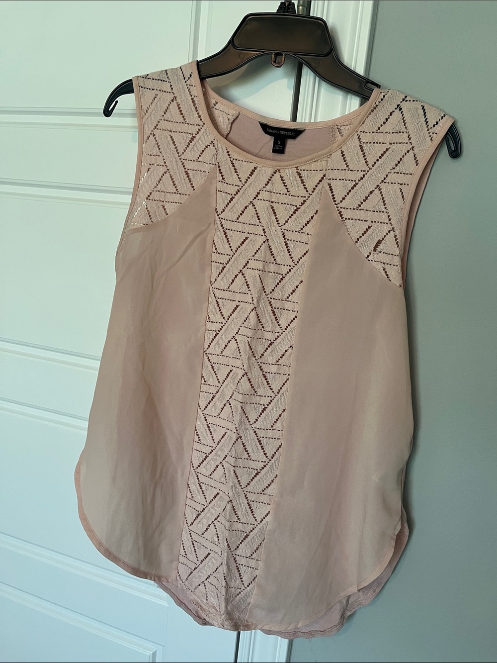 Banana Republic Blush Lace-Panel Sleeveless Camisole